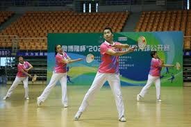 线上博彩行业的发展起源（网络博彩业的起源与演进）